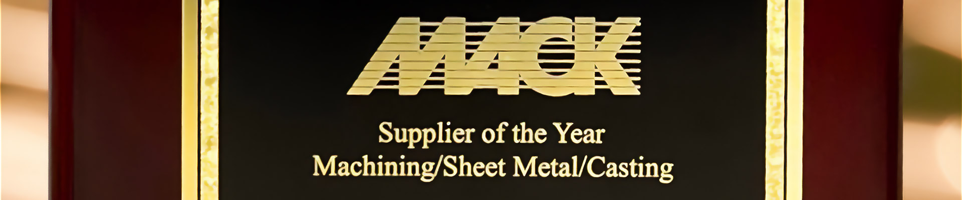 PENCOM Salem nombrado Proveedor del Año por Mack Molding